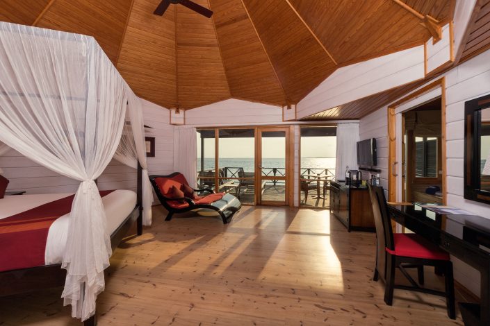 Komandoo Island Resort